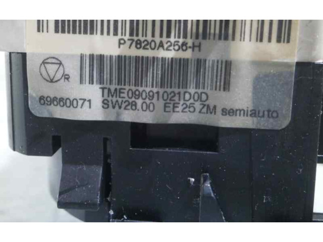 Блок управления климат-контролем P78220A256H, TME09091021D0D Mitsubishi Colt