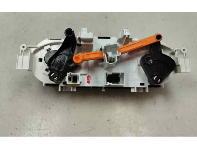 Модуль блока управления кондиционером E1063071 Peugeot 2008 I