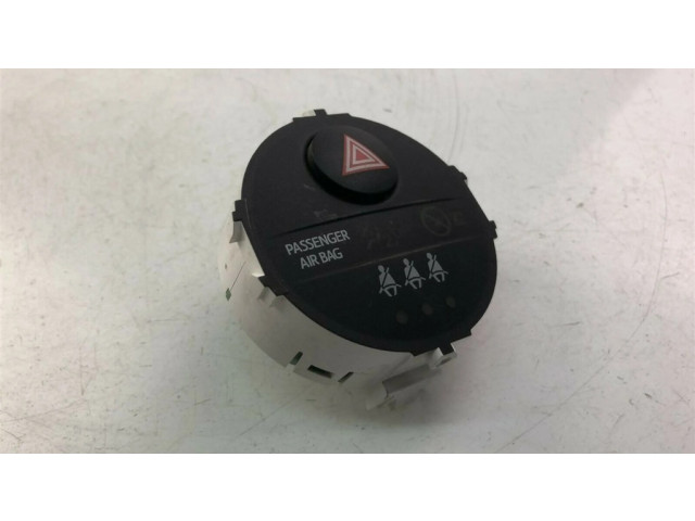 Включатель аварийных фонарей