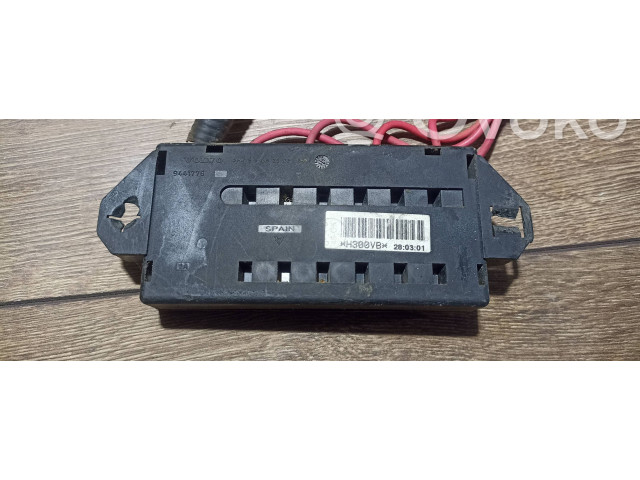 Блок предохранителей 9162323 Volvo S60