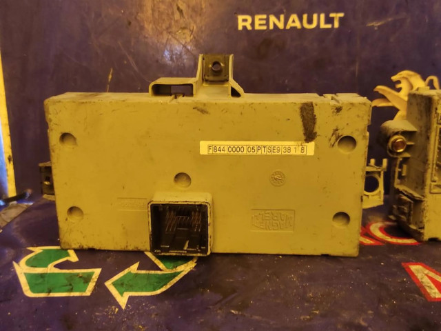   Pojistková skříňka 503440330105   Lancia Delta III 