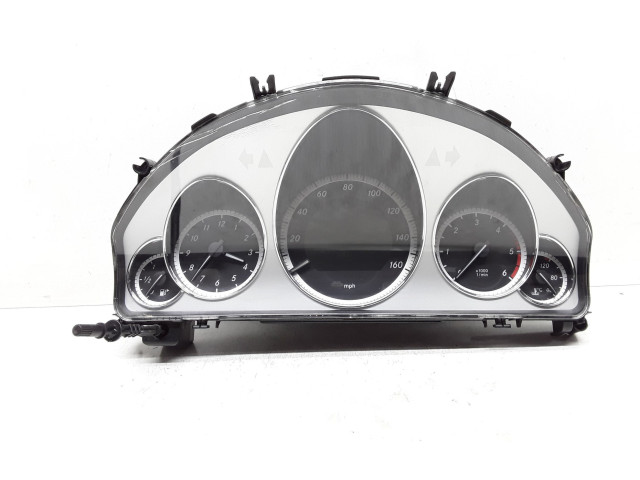 Přístrojová deska Mercedes-Benz E C207 W207 2010 A2129003509