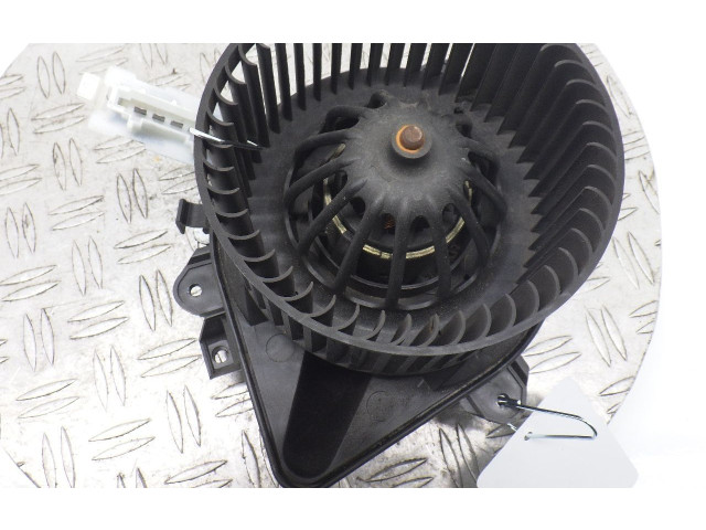 Вентилятор печки       Fiat Punto (188)