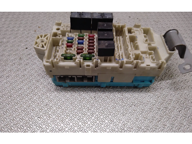 Блок предохранителей 1MR587655 Mitsubishi Grandis