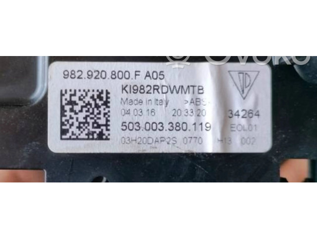 Přístrojová deska Porsche Cayman 982 2016 982920800F