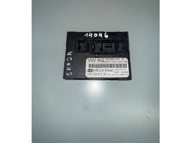 Блок комфорта 1K0959433BT, 5DK00897702   Skoda Octavia Mk2 (1Z)   