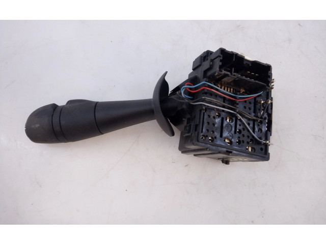 Ручка стеклоочистителей 255671163R   Renault Clio IV