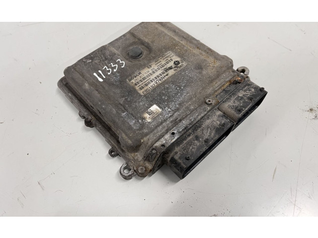 Řídící jednotka 0281013530, P05187070AJ Chrysler Grand Voyager V 2008