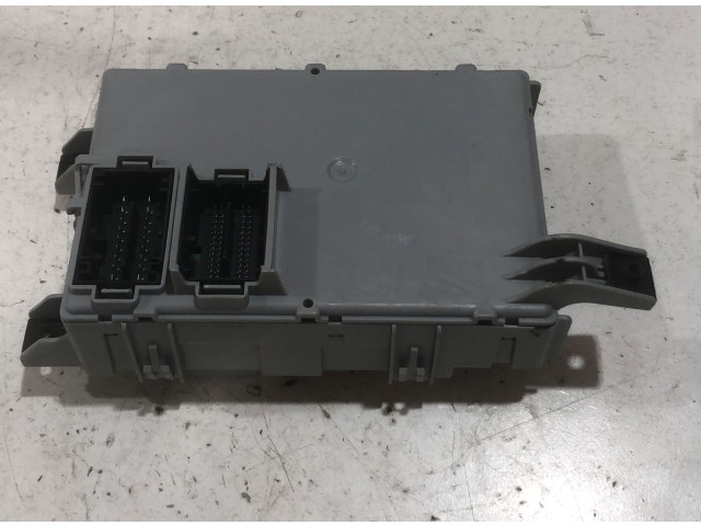 Блок предохранителей 00521789230, 00521789230 Fiat Qubo