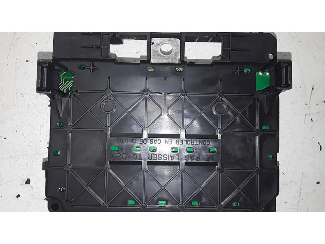 Блок предохранителей 964349868000   Citroen C5    