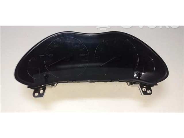 Přístrojová deska Toyota Avensis T220 2003 8380005570