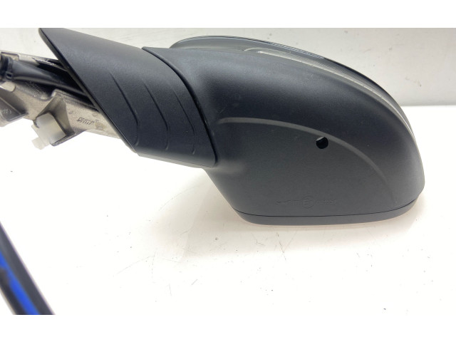 Зеркало электрическое Volkswagen Golf VIII 2019 - года