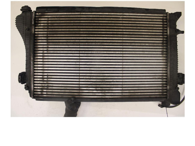 Интеркулер 1K0145803F, 1K0145803G Volkswagen Golf Plus