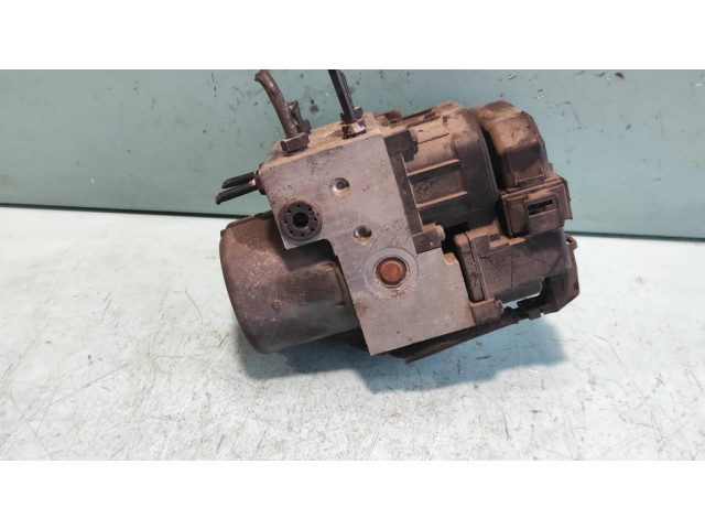 Jednotka ABS 8E0614111AB Volkswagen PASSAT B5.5 2002