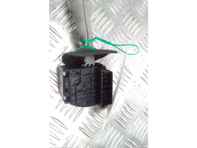 Ручка стеклоочистителей 7701046628   Renault Twingo I