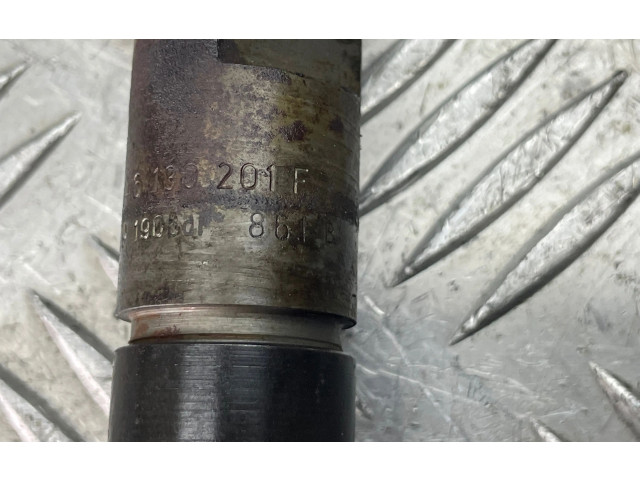 Форсунка 046130201F    Volvo V70   