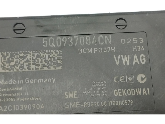 Блок комфорта 5Q0937084DC   Audi Q2 -   