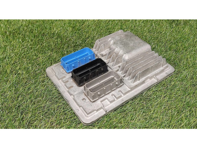 Řídící jednotka 12677677, 811839393 Chevrolet Cruze II 2017