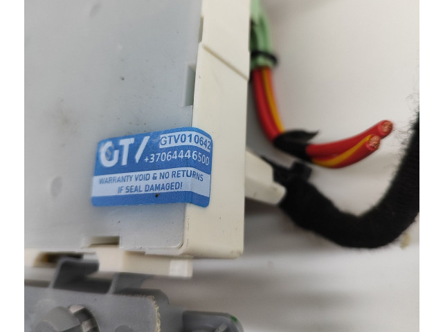 Блок комфорта 32233798, 32233798AE   Volvo XC90   