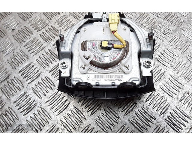 Подушка безопасности водителя 7030a217xb Mitsubishi L200