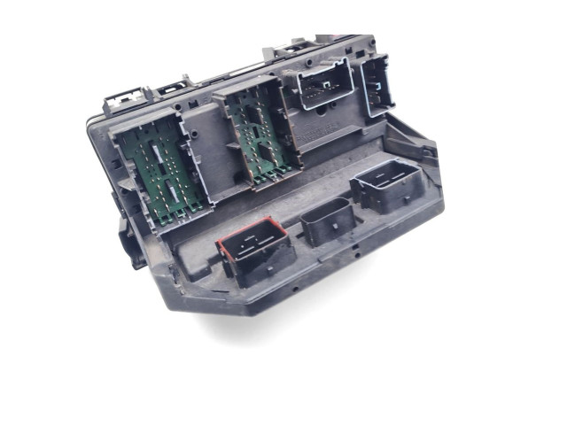 Блок предохранителей 04692315AH Jeep Grand Cherokee