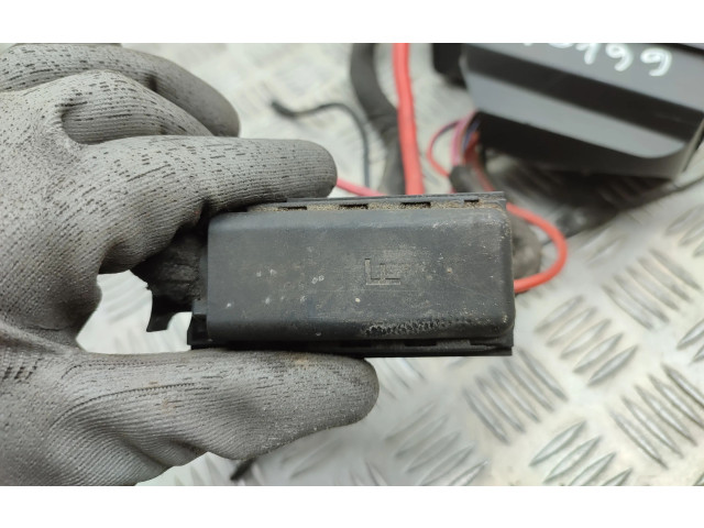 Блок предохранителей 9240945, 924094503 Mini Paceman (R61)