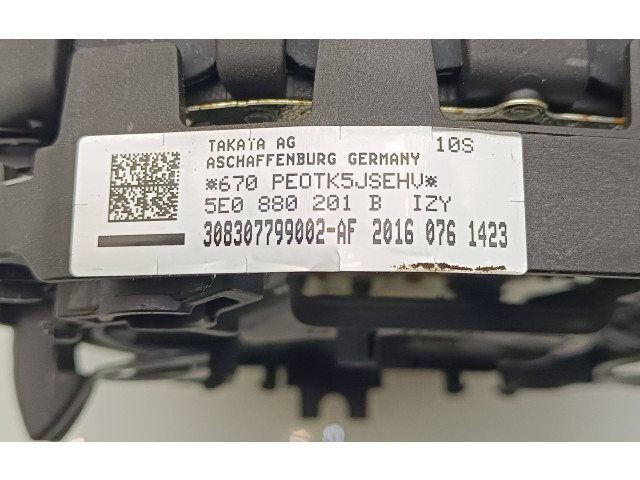 Подушка безопасности водителя 5E0880201B, 20160761423 Skoda Octavia Mk3 (5E)