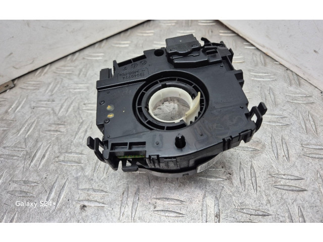 Подрулевой шлейф SRS 5K0953549E   Volkswagen Caddy