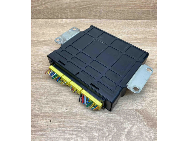 Блок управления двигателем Блок управления MR420932, E2T73676 Mitsubishi Space Runner