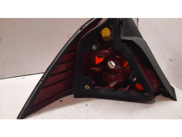 Světlo zadní pravé 1S7113404A, 0374D Ford Mondeo Mk III 2004