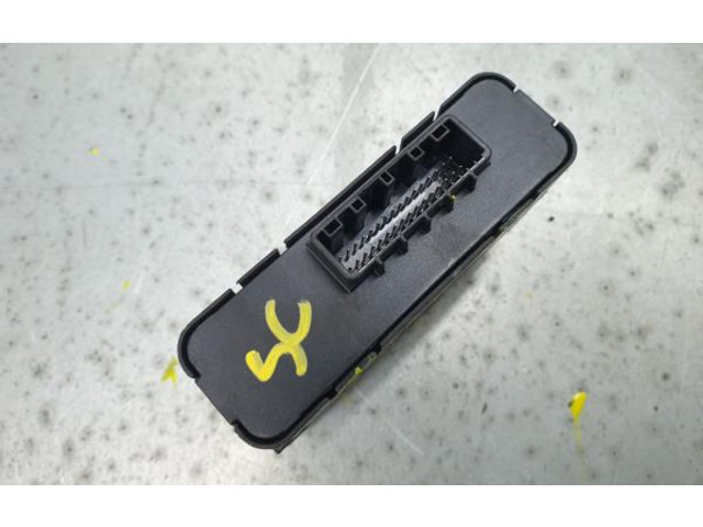 Блок комфорта 284Y66LA7A, F005V03266 Dacia Sandero