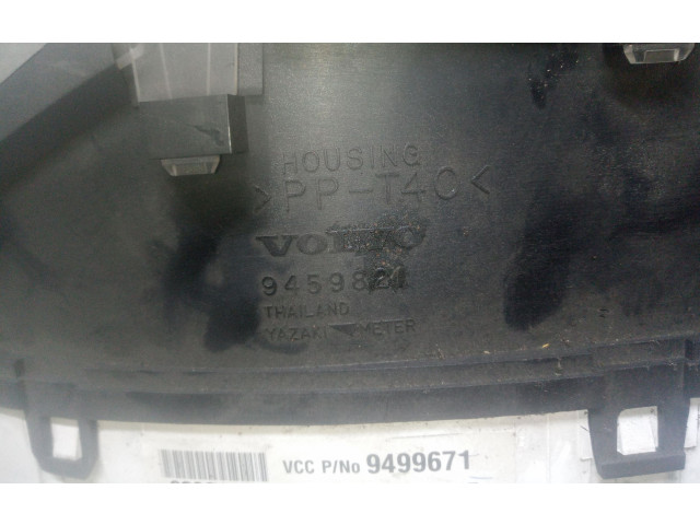 Панель приборов 9499671, 9459821   Volvo V70       