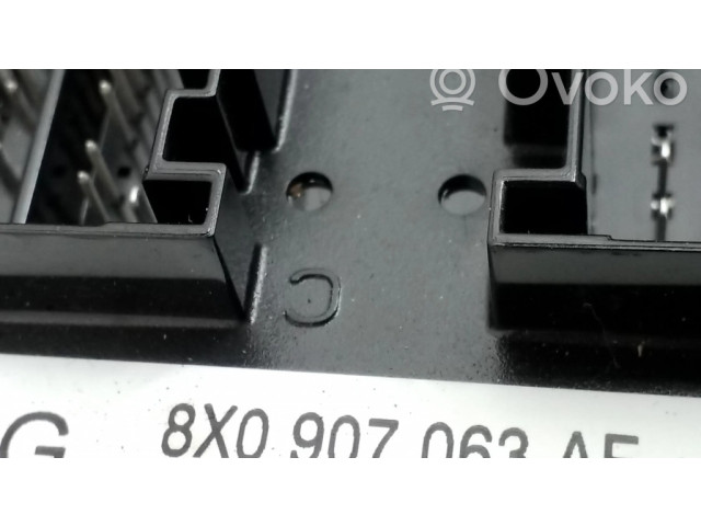 Блок комфорта 8X0907063AF Audi Q3 8U