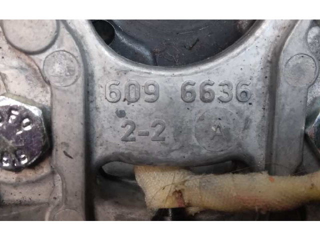 Руль Citroen C4 II 2011 - 2016 года 6096636, DESGASTECROMADO