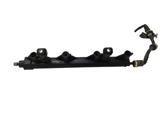 Топливная рампа 7575645   Peugeot 5008   для двигателя 5FS