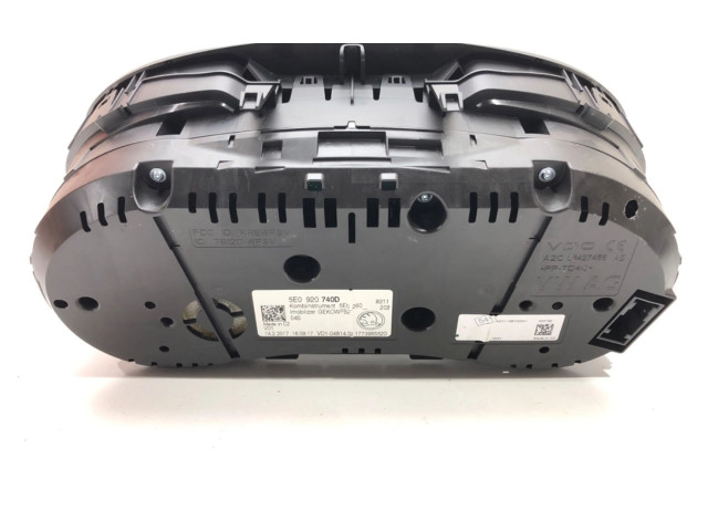 Панель приборов 5E0920740D   Skoda Octavia Mk3 (5E)       