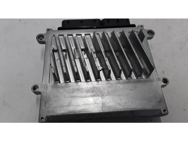 Блок управления двигателя 30729999   Volvo XC90