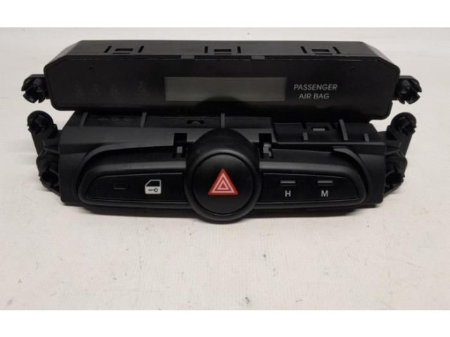 Дисплей    937001K800, 945101K000   Hyundai ix20