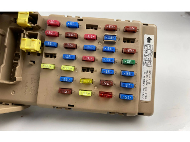 Блок предохранителей 82201FG010 Subaru Forester SH