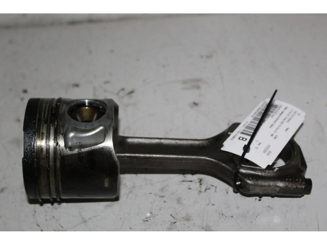 Поршень с шатуном 55283099 Fiat 500X