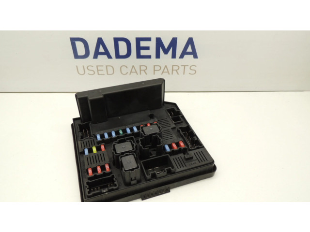 Pojistková skříňka 284B7JD00B, 519228324 Nissan Qashqai 2009