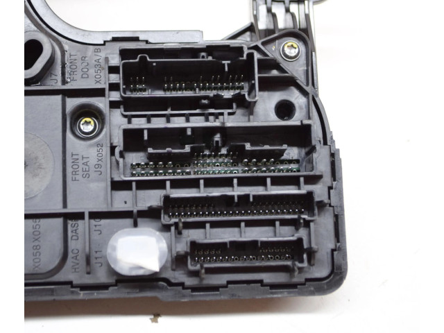 Блок комфорта 156745400B, 156685300A Tesla Model 3