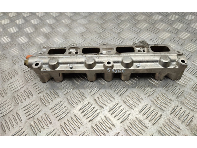 Vstřikovací lišta 3328342, 0261545051 Volkswagen Tiguan Cav