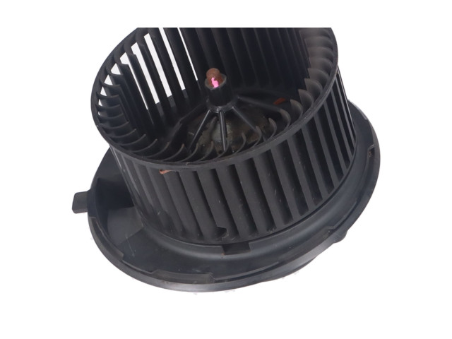Вентилятор печки 1K1819015E Volkswagen Caddy