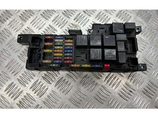 Блок предохранителей 518826003 Volvo XC90