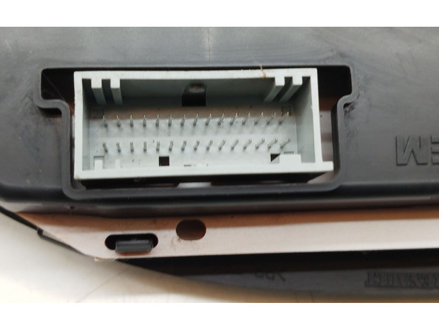 Панель приборов 8200071116 Renault Clio II