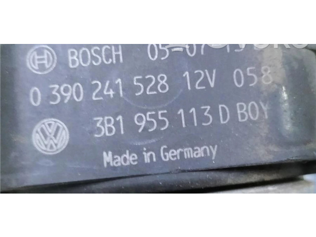 Моторчик дворников 0390241528, 0090130    Skoda Superb B5 (3U)