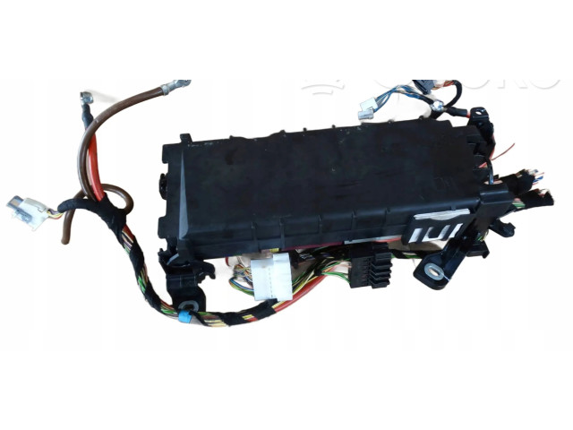 Блок предохранителей A2465400040 Mercedes-Benz A W176