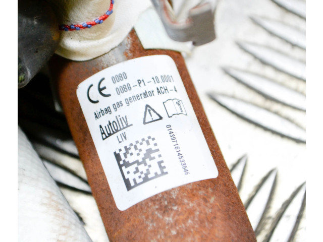 Volant Mercedes-Benz A W176 2016 0080P1100001, 0589P1000338