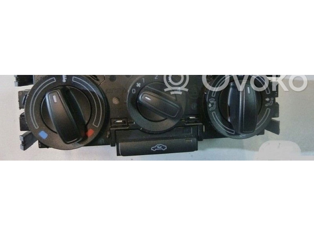 Блок управления климат-контролем 5JA819045B Skoda Rapid (NH)